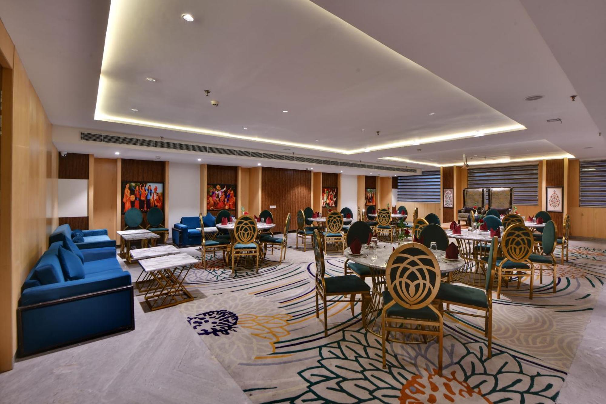 Levelup Boutique Amritsar Hotel Buitenkant foto